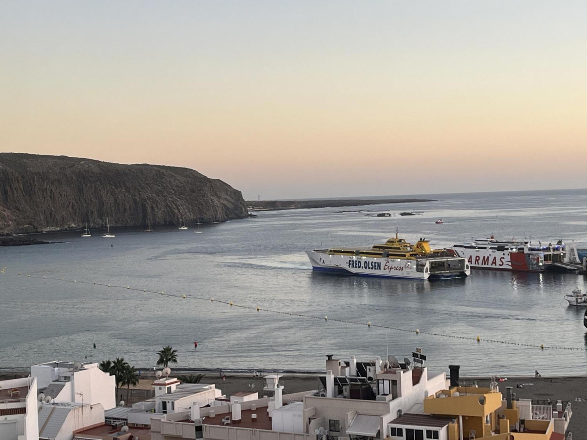 Edificio Gloria Apartment Los Cristianos  Luaran gambar
